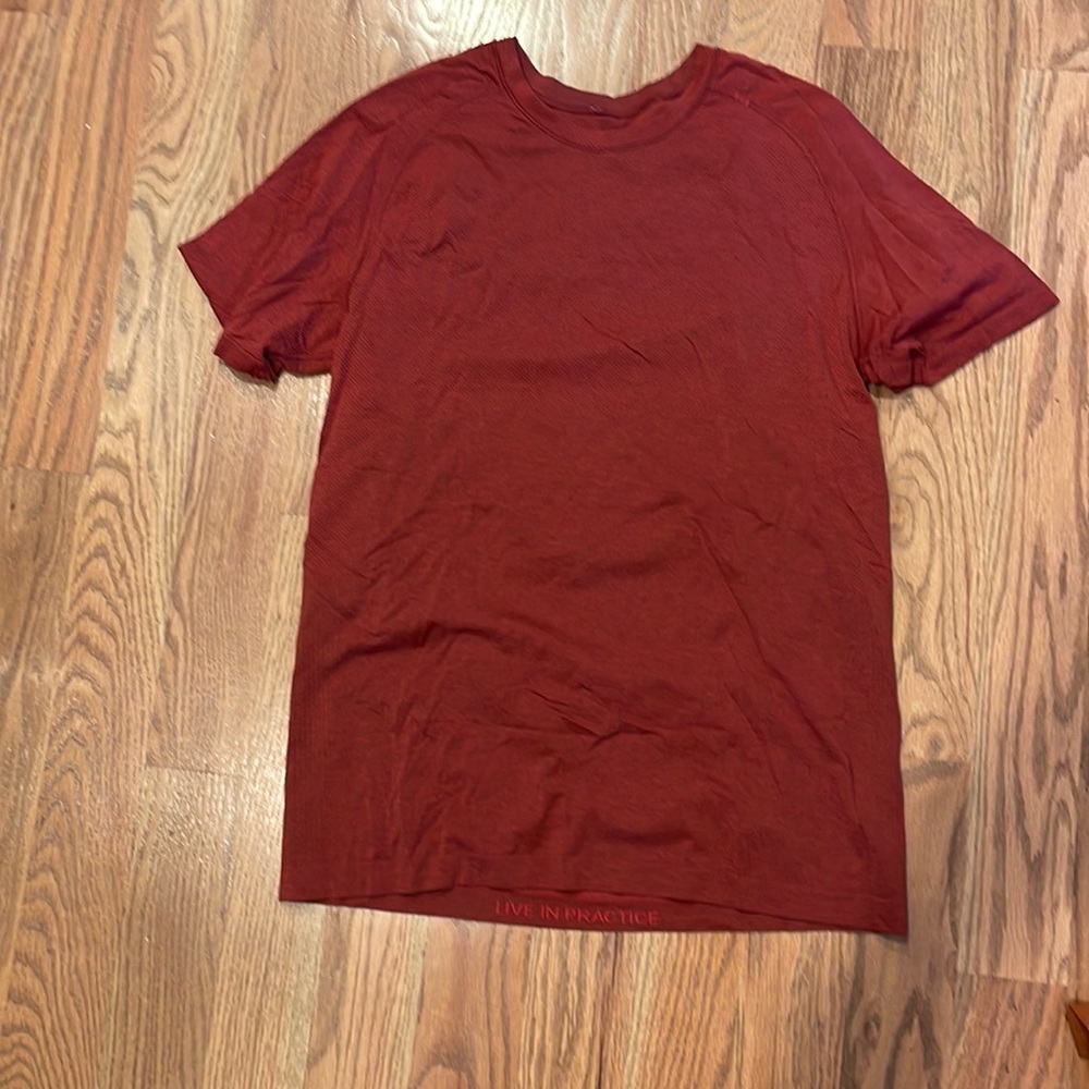 Lululemon shirt
